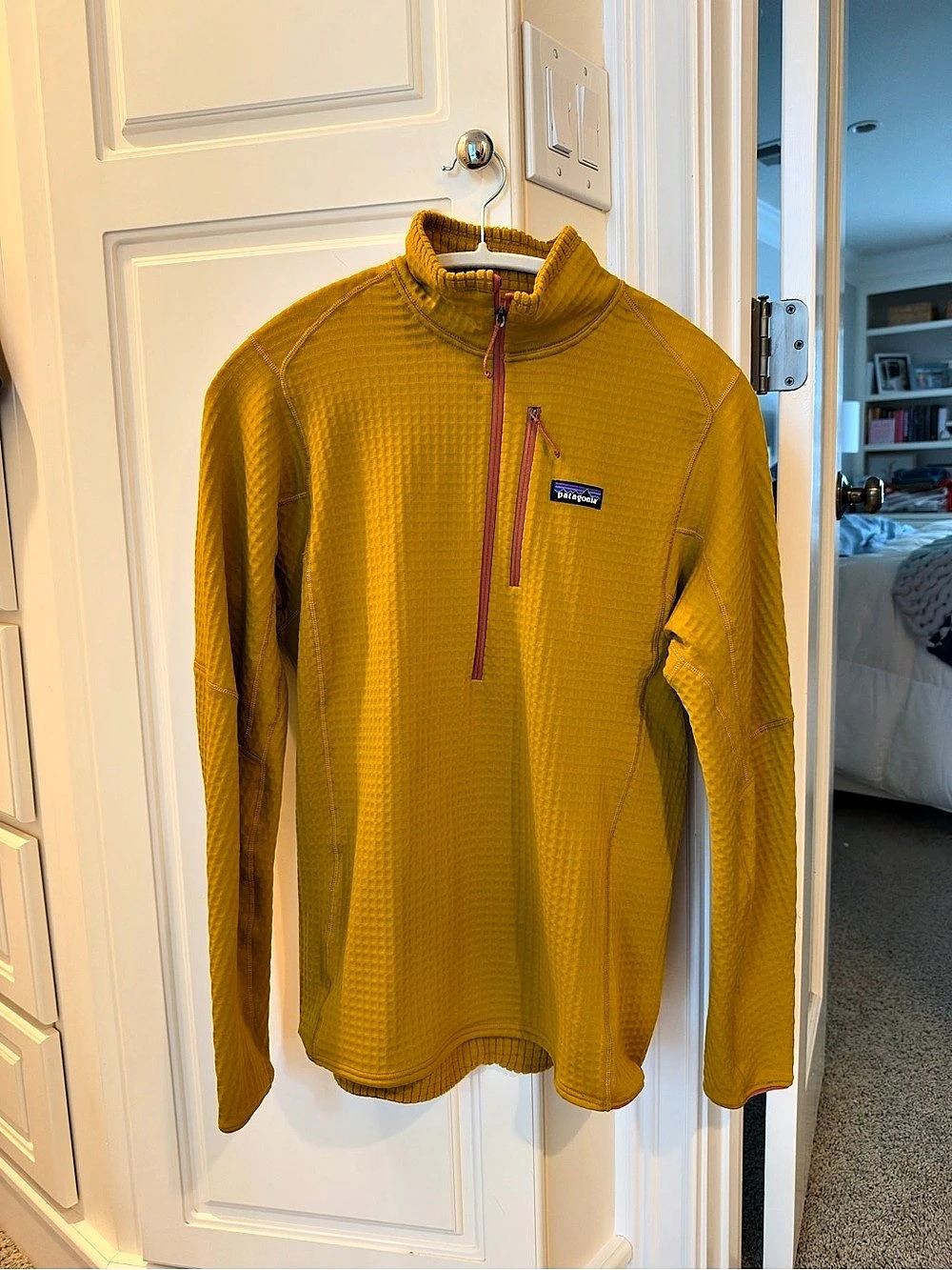 Patagonia Men's R1 Pullover Grid Fleece Quarter Zip Medium